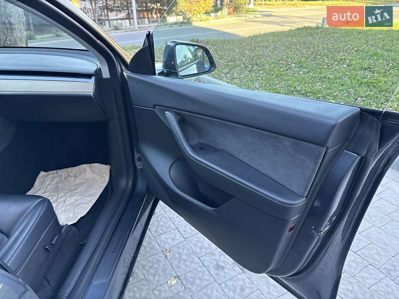 Внедорожник / Кроссовер Tesla Model Y 2022 в Львове фото 46 Внедорожник / Кроссовер Tesla Model Y 2022 в Львове