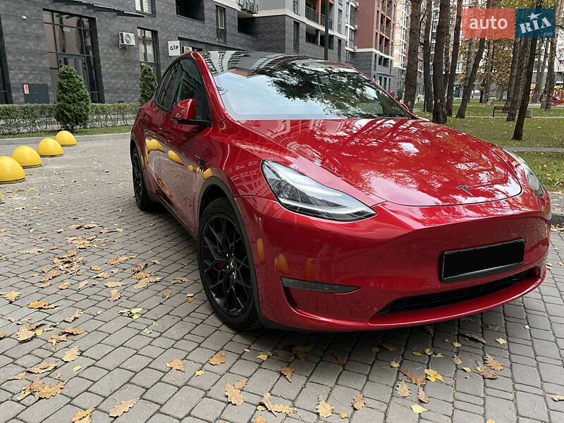 Внедорожник / Кроссовер Tesla Model Y 2022 в Броварах