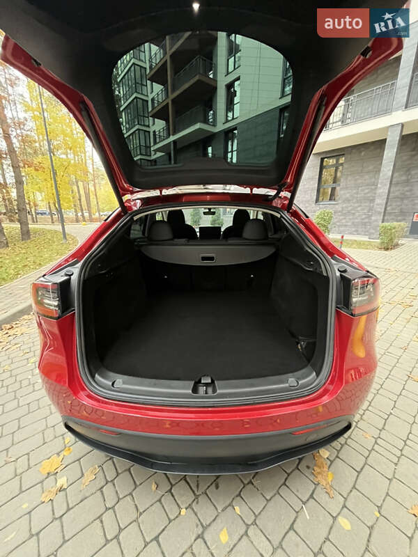 Внедорожник / Кроссовер Tesla Model Y 2022 в Броварах