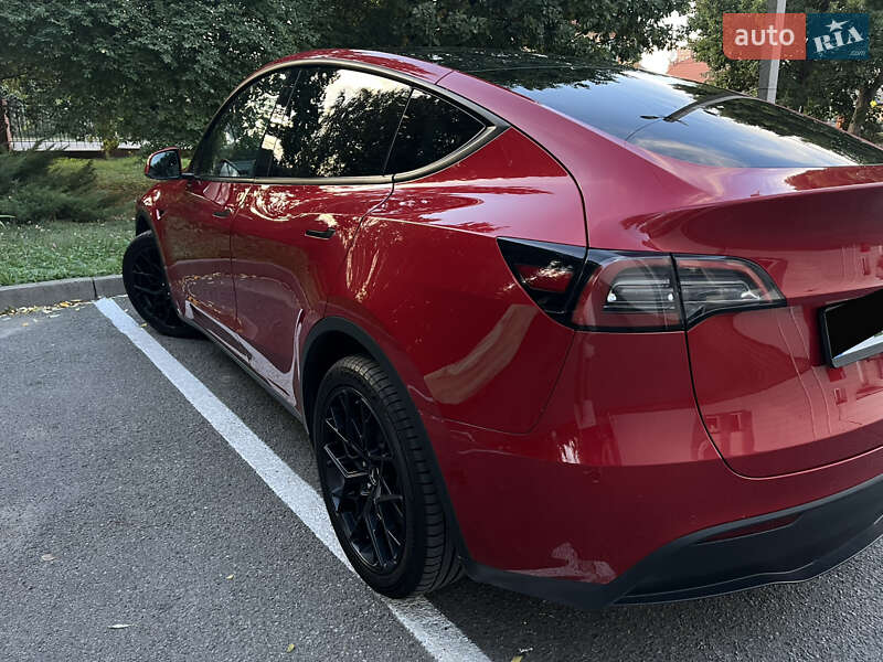 Внедорожник / Кроссовер Tesla Model Y 2022 в Броварах