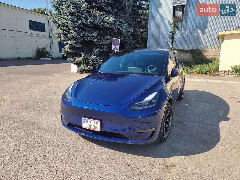 Tesla Model Y 2023 Tesla Model Y 2023