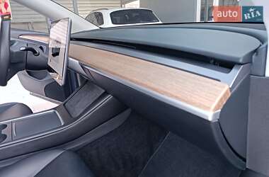 Внедорожник / Кроссовер Tesla Model Y 2023 в Днепре