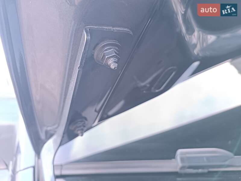 Позашляховик / Кросовер Tesla Model Y 2023 в Дніпрі