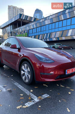 Позашляховик / Кросовер Tesla Model Y 2024 в Києві