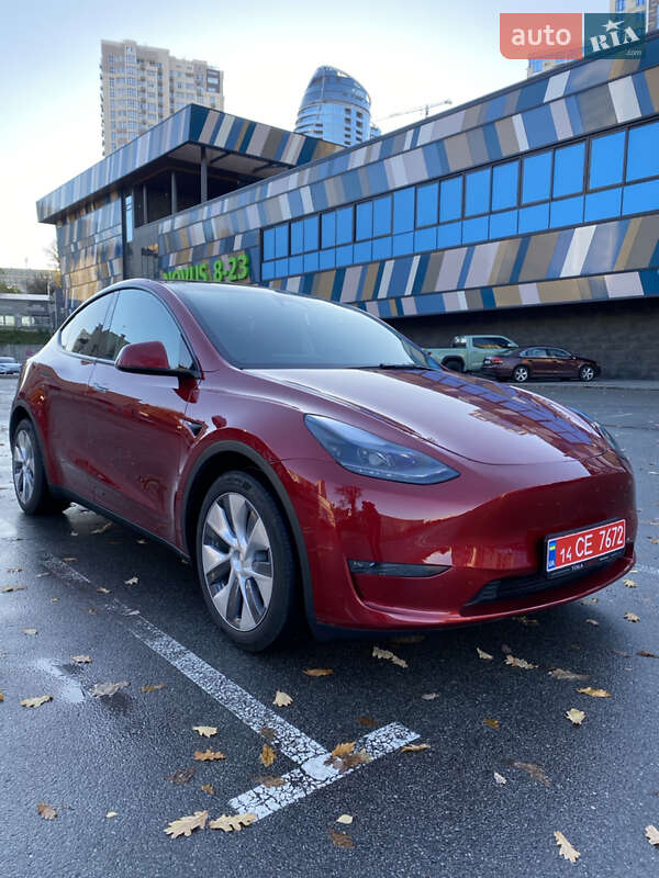 Tesla Model Y 2024 Tesla Model Y 2024