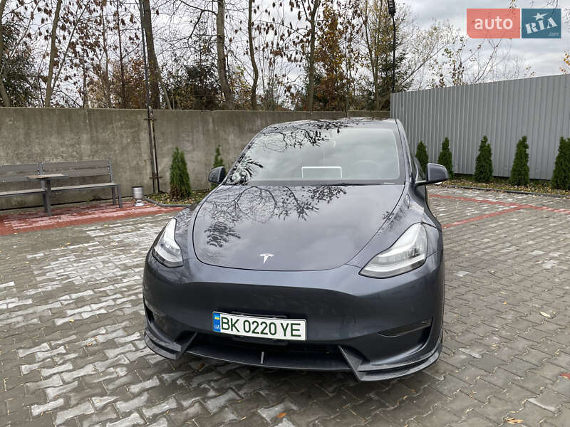 Позашляховик / Кросовер Tesla Model Y 2022 в Костопілі фото 5 Позашляховик / Кросовер Tesla Model Y 2022 в Костопілі