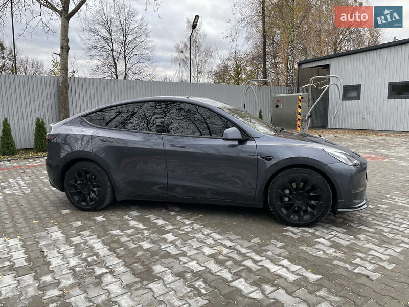 Позашляховик / Кросовер Tesla Model Y 2022 в Костопілі фото 13 Позашляховик / Кросовер Tesla Model Y 2022 в Костопілі