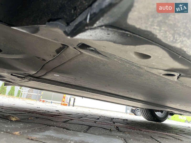 Позашляховик / Кросовер Tesla Model Y 2022 в Костопілі фото 44 Позашляховик / Кросовер Tesla Model Y 2022 в Костопілі