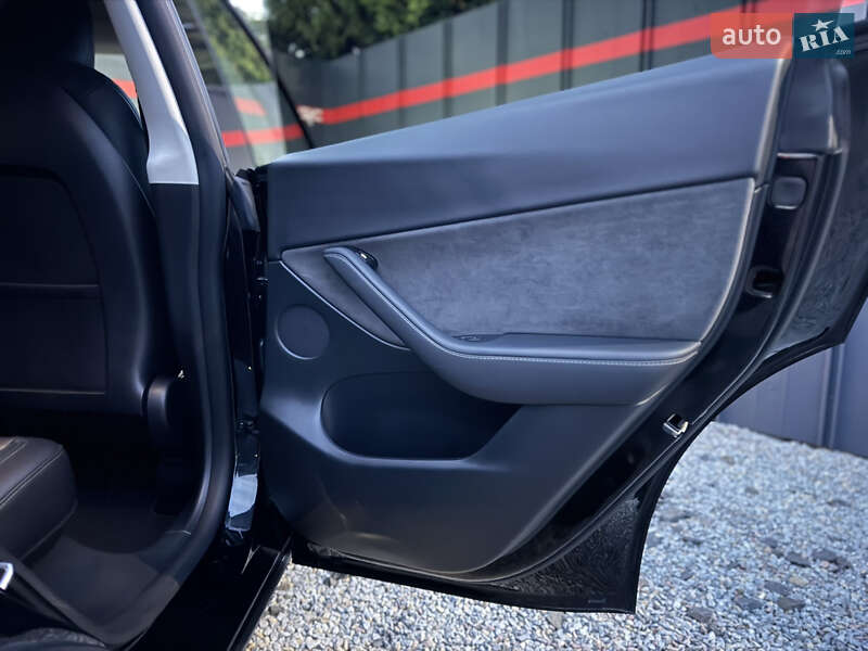 Позашляховик / Кросовер Tesla Model Y 2021 в Луцьку фото 30 Позашляховик / Кросовер Tesla Model Y 2021 в Луцьку