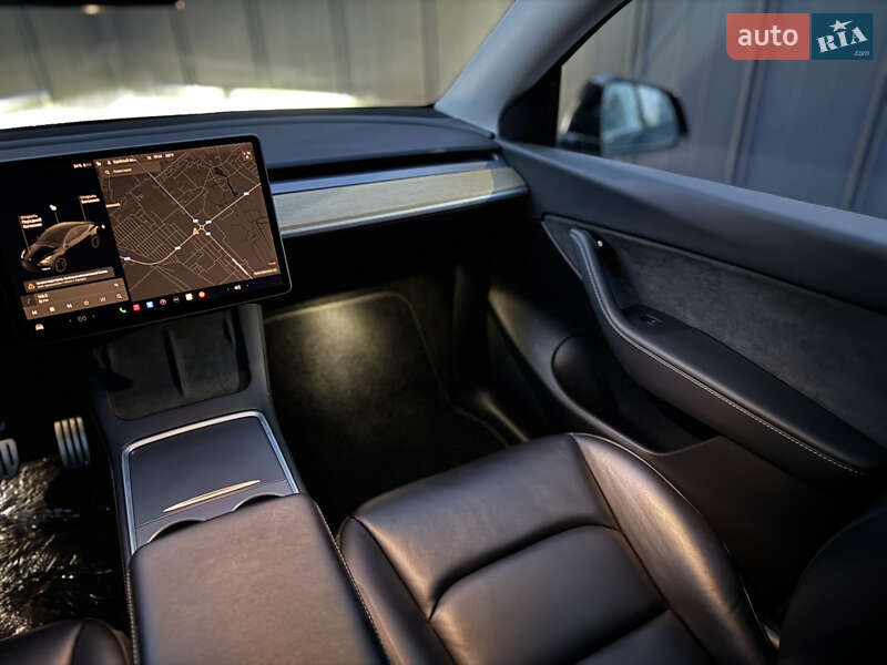 Позашляховик / Кросовер Tesla Model Y 2021 в Луцьку фото 34 Позашляховик / Кросовер Tesla Model Y 2021 в Луцьку