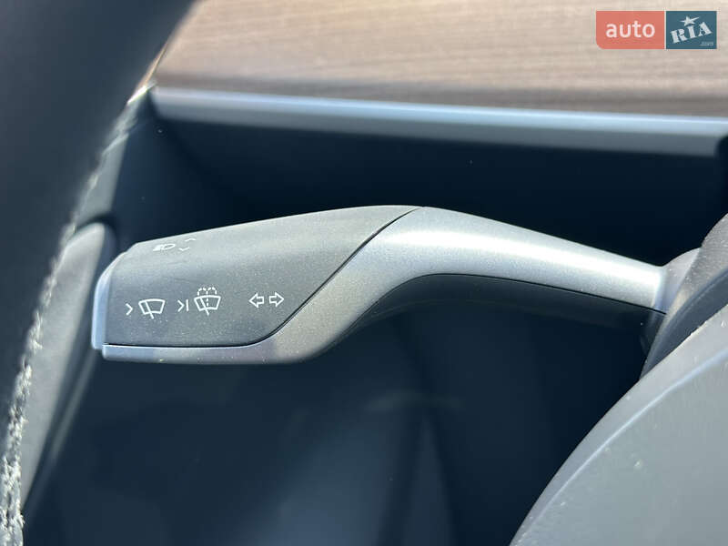 Позашляховик / Кросовер Tesla Model Y 2024 в Києві фото 55 Позашляховик / Кросовер Tesla Model Y 2024 в Києві