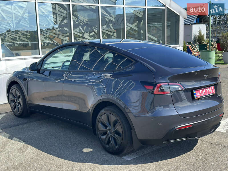 Позашляховик / Кросовер Tesla Model Y 2024 в Києві фото 65 Позашляховик / Кросовер Tesla Model Y 2024 в Києві