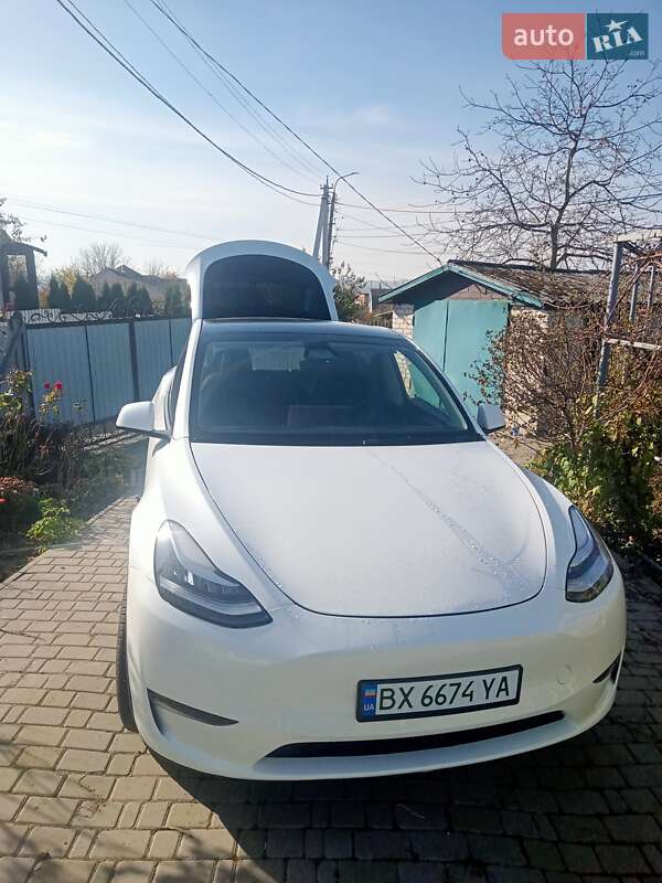 Tesla Model Y 2023 Tesla Model Y 2023