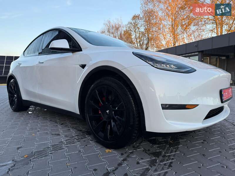 Внедорожник / Кроссовер Tesla Model Y 2020 в Владимире