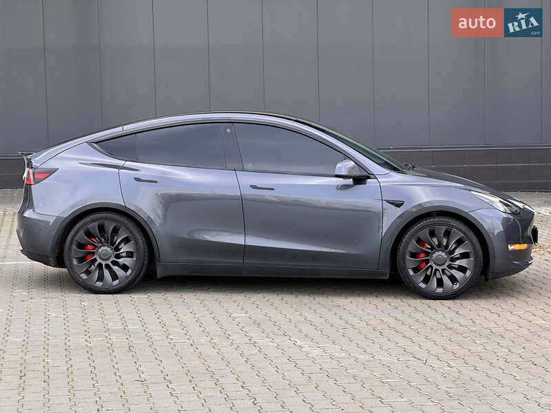 Позашляховик / Кросовер Tesla Model Y 2022 в Києві фото 7 Позашляховик / Кросовер Tesla Model Y 2022 в Києві