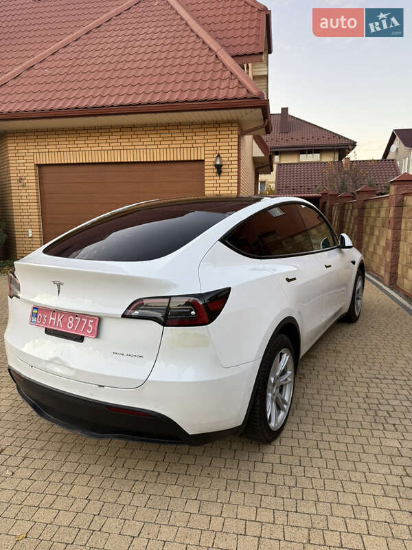 Позашляховик / Кросовер Tesla Model Y 2021 в Луцьку фото 5 Позашляховик / Кросовер Tesla Model Y 2021 в Луцьку