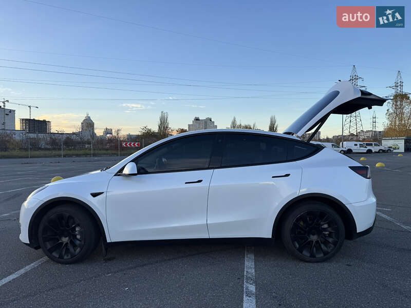 Внедорожник / Кроссовер Tesla Model Y 2023 в Киеве фото 7 Внедорожник / Кроссовер Tesla Model Y 2023 в Киеве