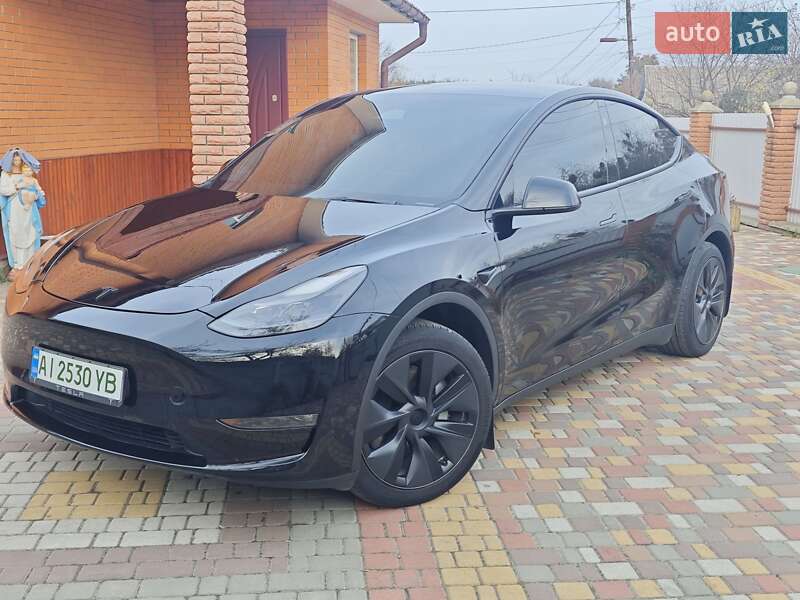 Позашляховик / Кросовер Tesla Model Y 2024 в Києві фото 32 Позашляховик / Кросовер Tesla Model Y 2024 в Києві