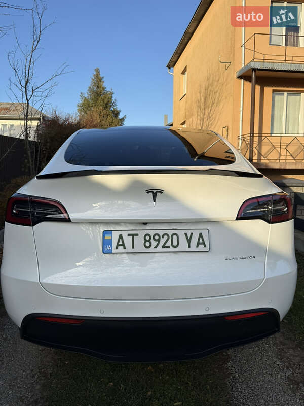 Внедорожник / Кроссовер Tesla Model Y 2021 в Ивано-Франковске фото 4 Внедорожник / Кроссовер Tesla Model Y 2021 в Ивано-Франковске