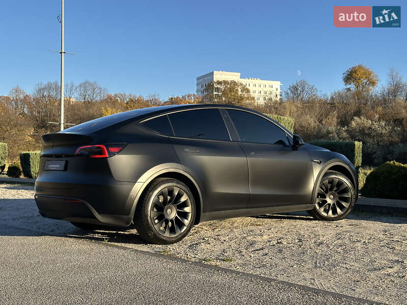 Внедорожник / Кроссовер Tesla Model Y 2021 в Днепре