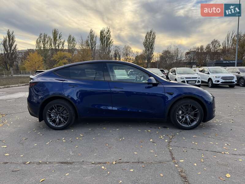 Внедорожник / Кроссовер Tesla Model Y 2024 в Днепре фото 4 Внедорожник / Кроссовер Tesla Model Y 2024 в Днепре