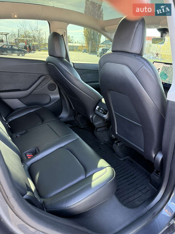 Внедорожник / Кроссовер Tesla Model Y 2021 в Шаргороде