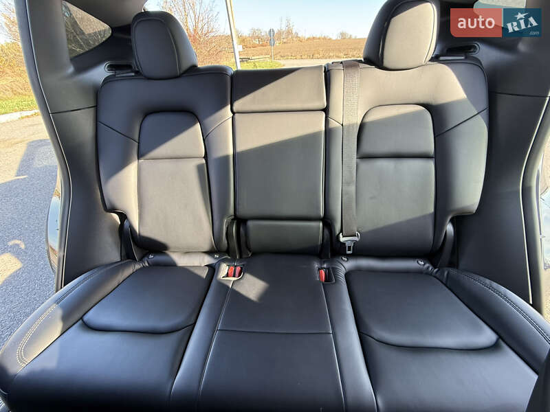 Внедорожник / Кроссовер Tesla Model Y 2021 в Шаргороде