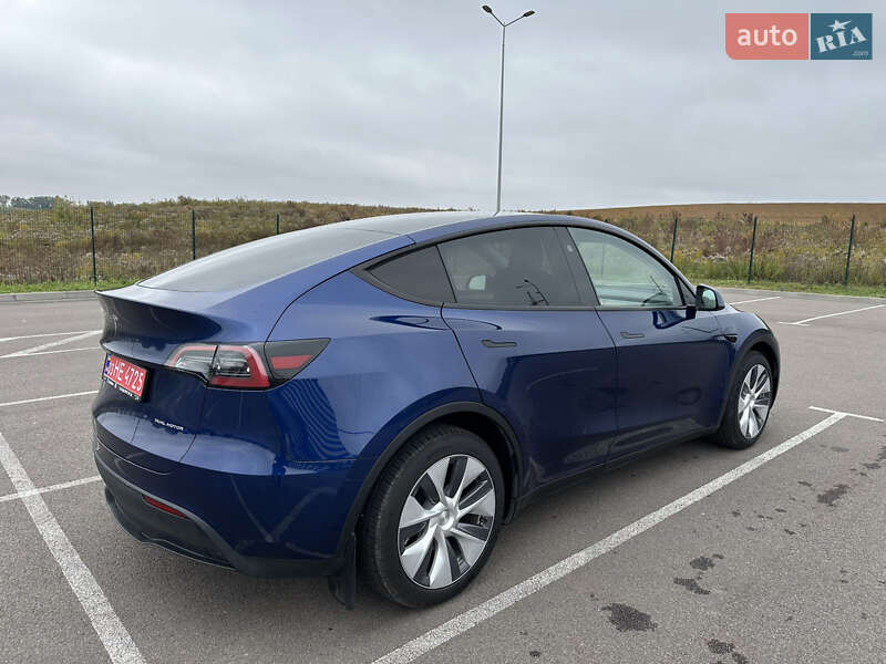 Позашляховик / Кросовер Tesla Model Y 2023 в Рівному