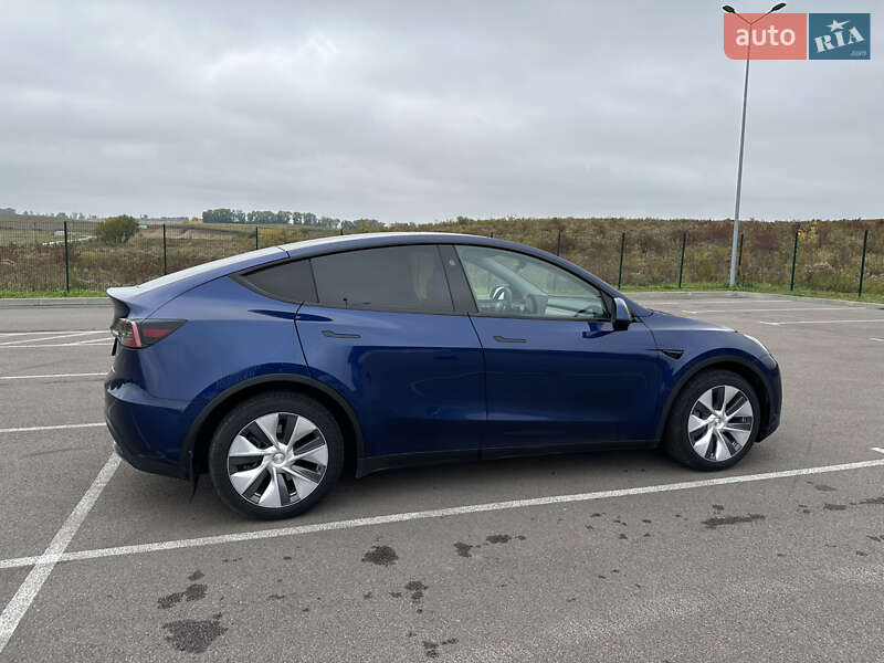Позашляховик / Кросовер Tesla Model Y 2023 в Рівному
