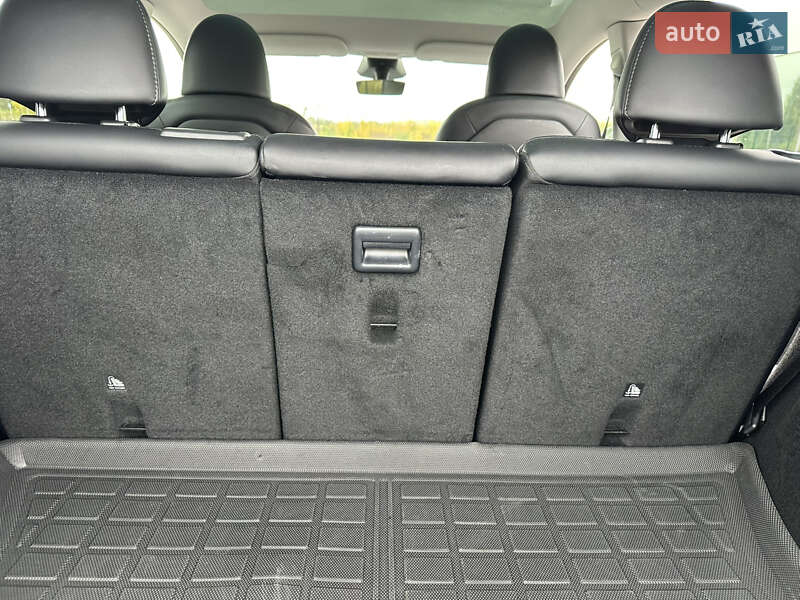 Позашляховик / Кросовер Tesla Model Y 2023 в Рівному