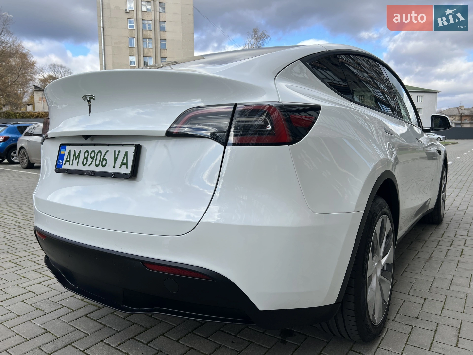 2024 Tesla Model Y - мініатюра 7