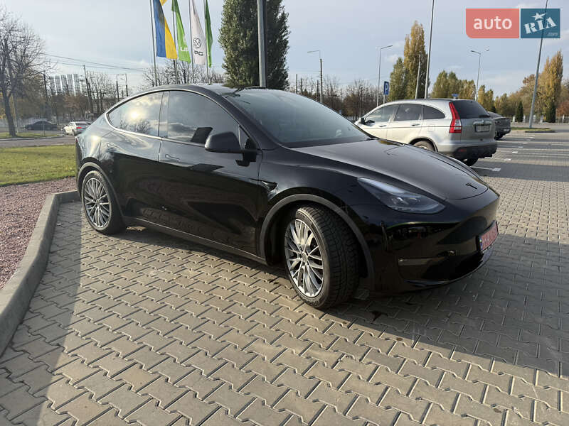 Внедорожник / Кроссовер Tesla Model Y 2023 в Кременчуге