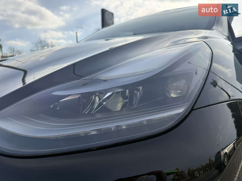 Внедорожник / Кроссовер Tesla Model Y 2023 в Кременчуге