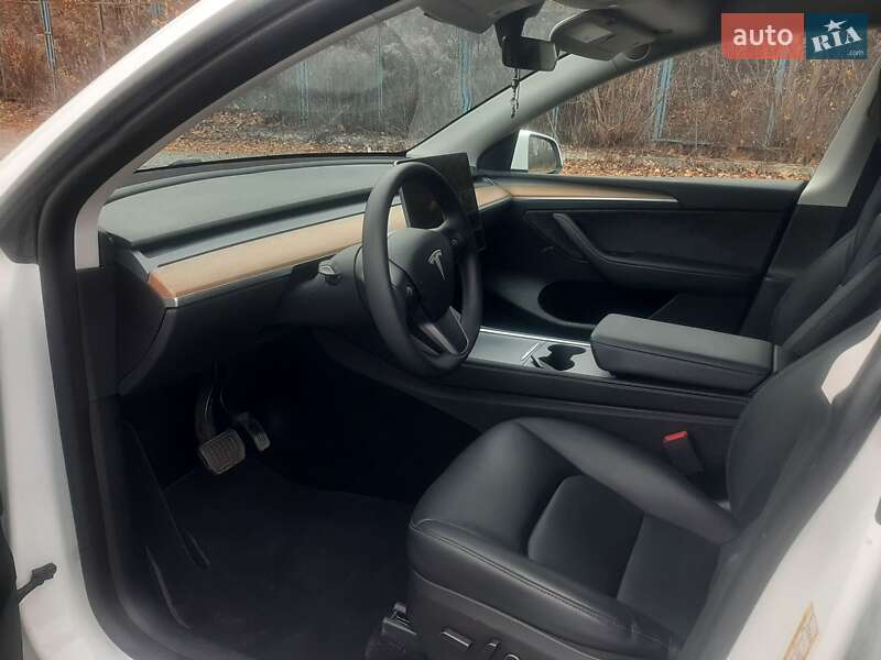 Позашляховик / Кросовер Tesla Model Y 2022 в Сумах