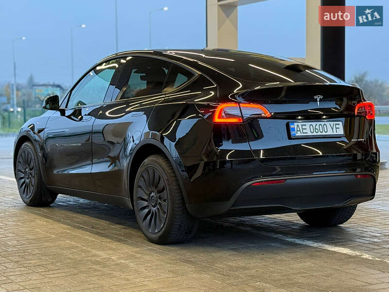 Внедорожник / Кроссовер Tesla Model Y 2022 в Днепре