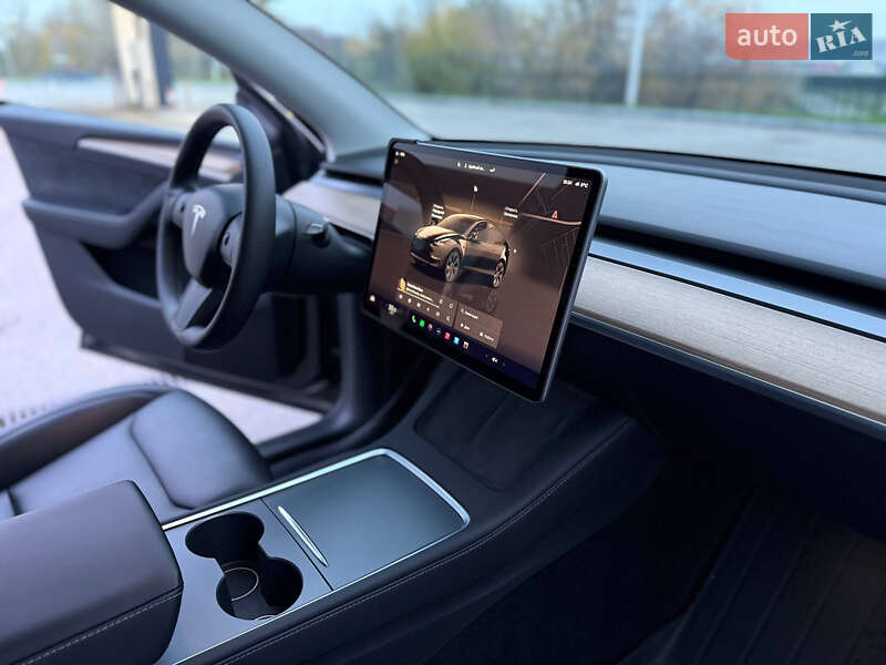 Внедорожник / Кроссовер Tesla Model Y 2022 в Днепре