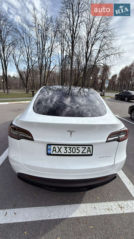 Внедорожник / Кроссовер Tesla Model Y 2024 в Харькове