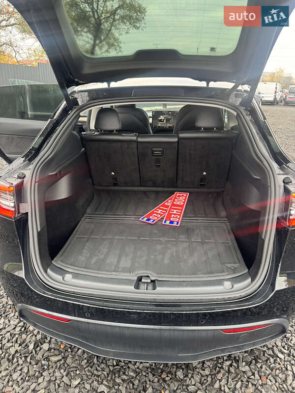 Позашляховик / Кросовер Tesla Model Y 2022 в Луцьку