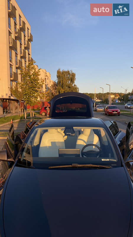 Внедорожник / Кроссовер Tesla Model Y 2021 в Золочеве фото 11 Внедорожник / Кроссовер Tesla Model Y 2021 в Золочеве