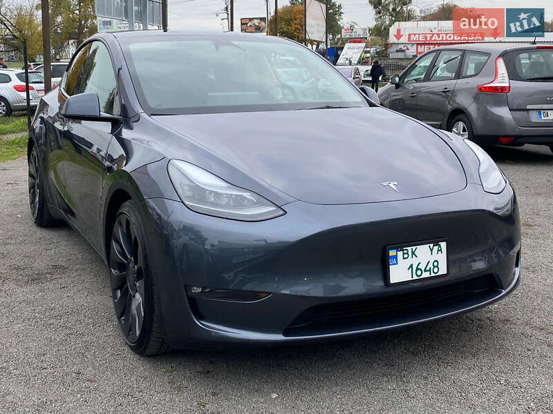 Внедорожник / Кроссовер Tesla Model Y 2023 в Ровно фото 3 Внедорожник / Кроссовер Tesla Model Y 2023 в Ровно