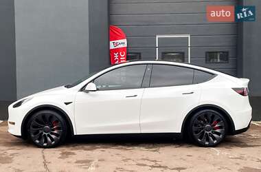 Внедорожник / Кроссовер Tesla Model Y 2023 в Киеве