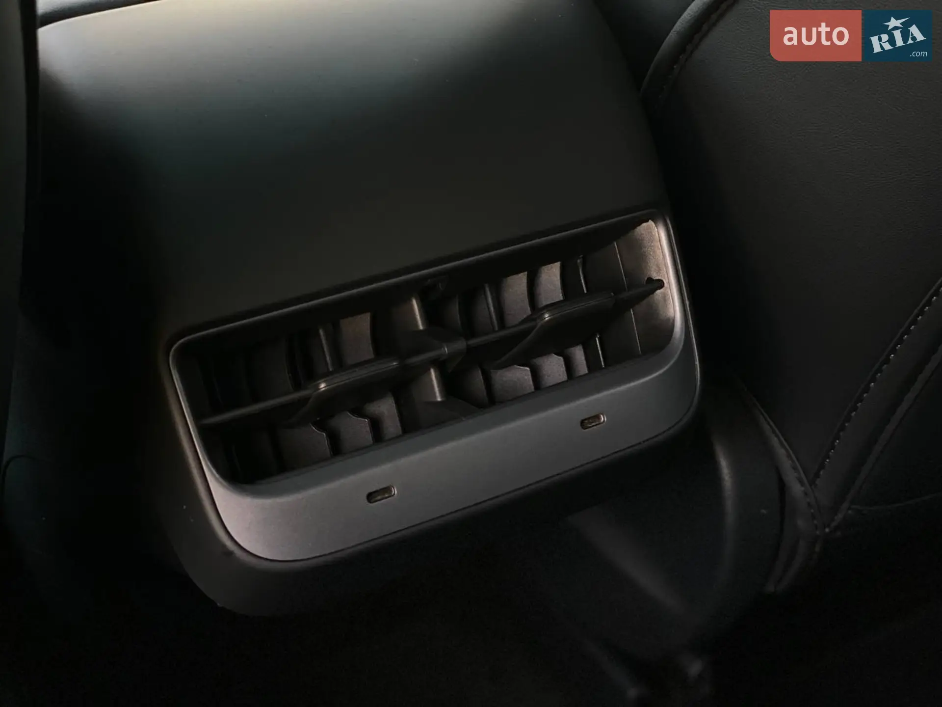 2022 Tesla Model Y - мініатюра 11