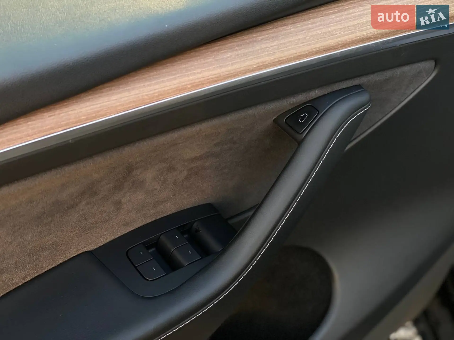 2022 Tesla Model Y - мініатюра 16