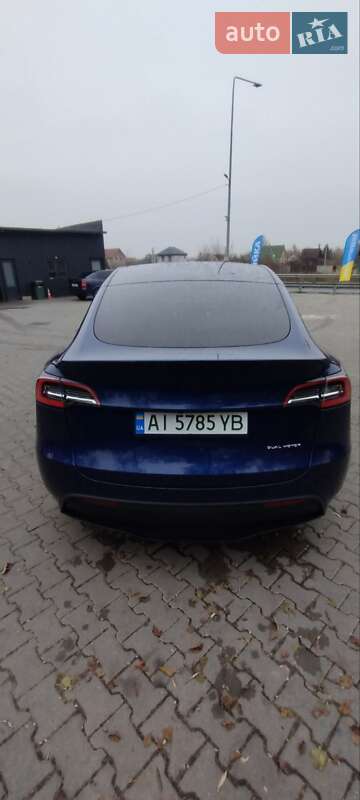 Внедорожник / Кроссовер Tesla Model Y 2020 в Киеве