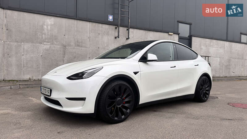 Внедорожник / Кроссовер Tesla Model Y 2022 в Киеве