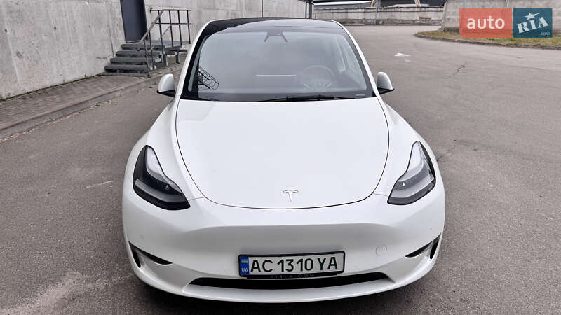 Внедорожник / Кроссовер Tesla Model Y 2022 в Киеве