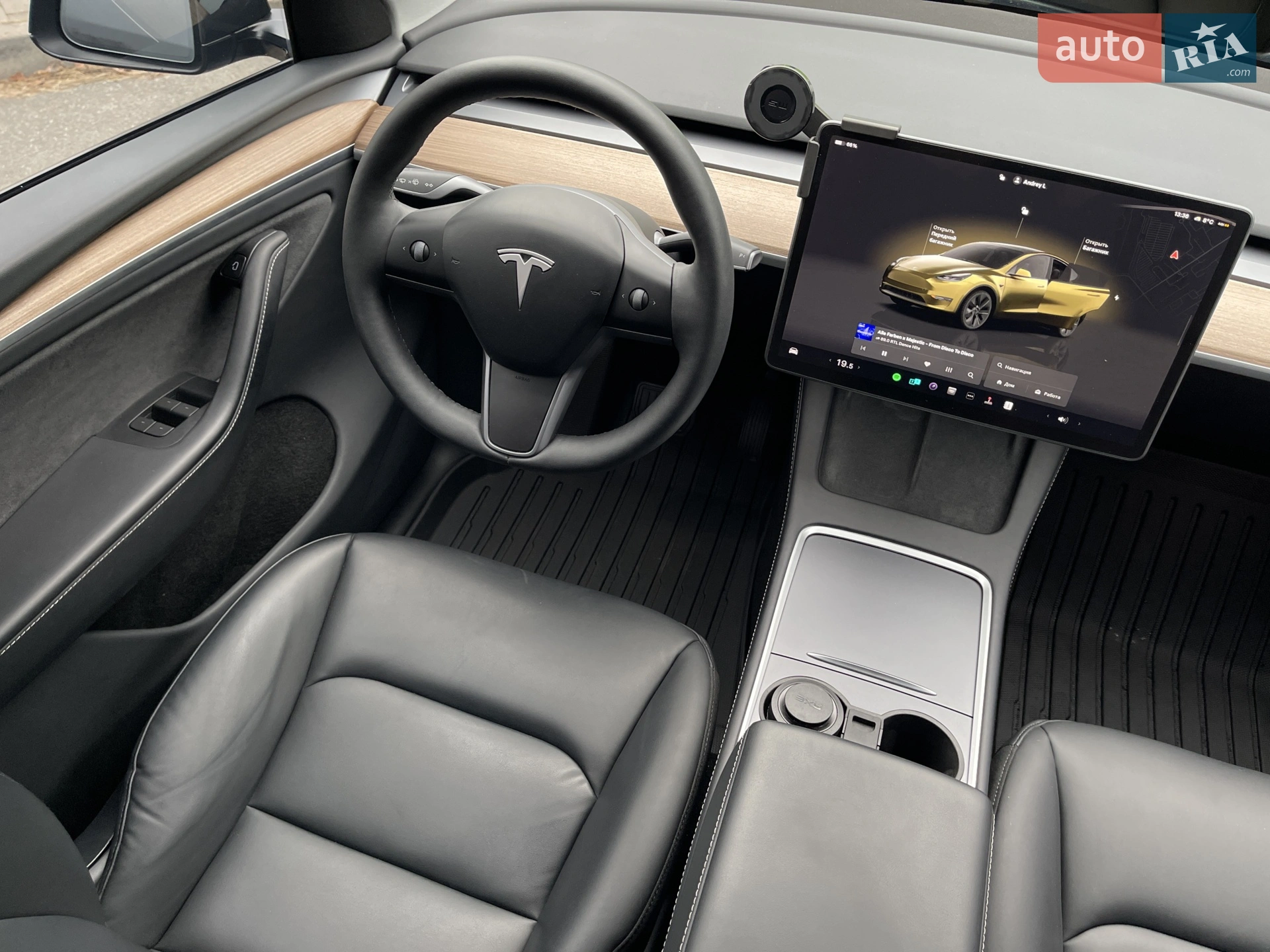 2024 Tesla Model Y - мініатюра 23