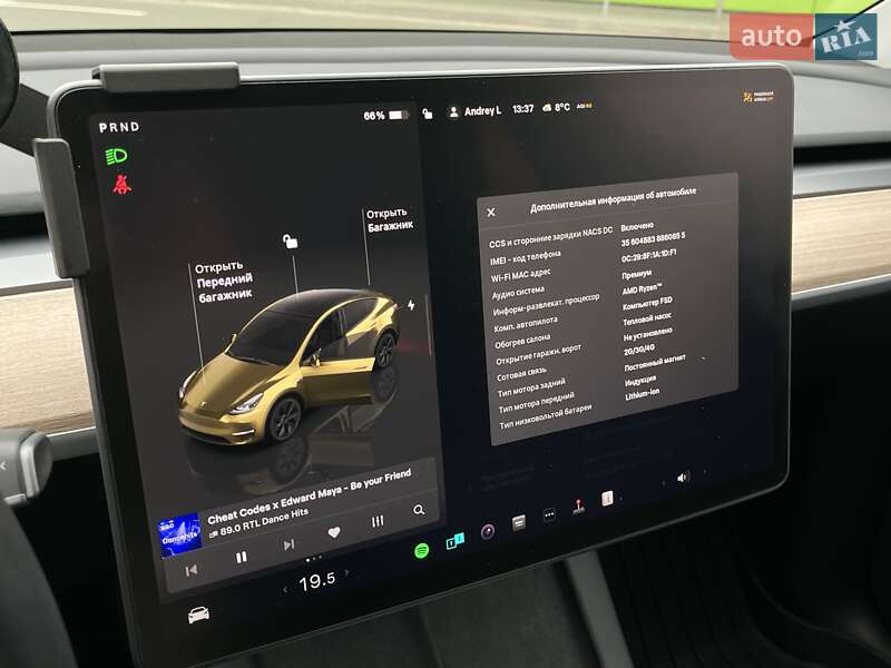 Позашляховик / Кросовер Tesla Model Y 2024 в Києві