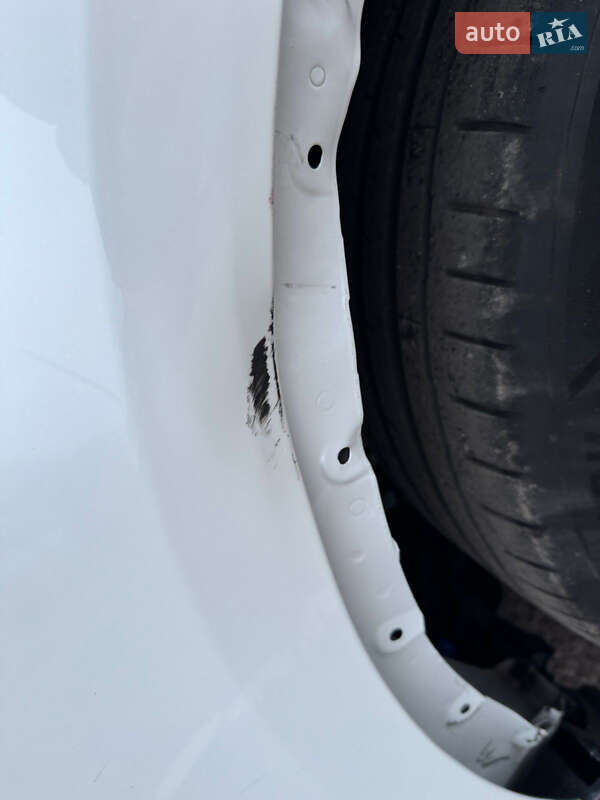 Позашляховик / Кросовер Tesla Model Y 2023 в Рівному