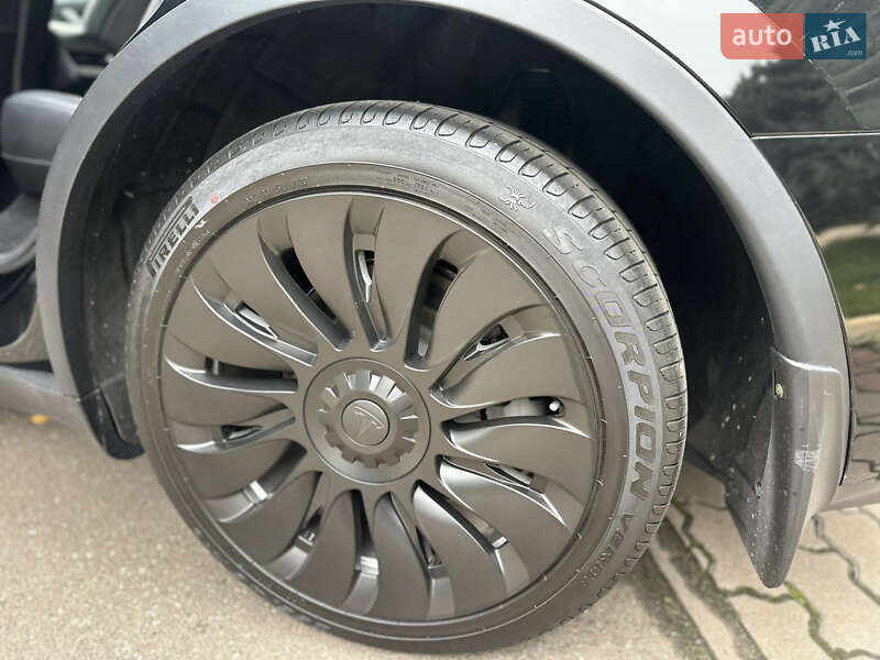 Внедорожник / Кроссовер Tesla Model Y 2023 в Киеве фото 10 Внедорожник / Кроссовер Tesla Model Y 2023 в Киеве